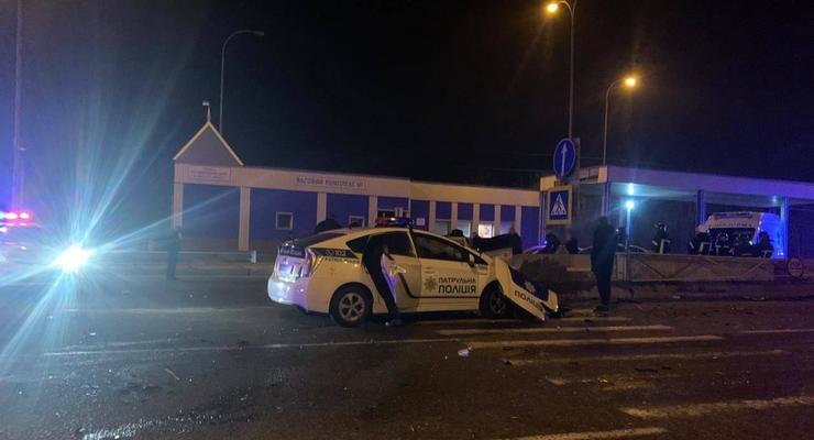В ДТП с полицейским авто под Одессой погиб человек