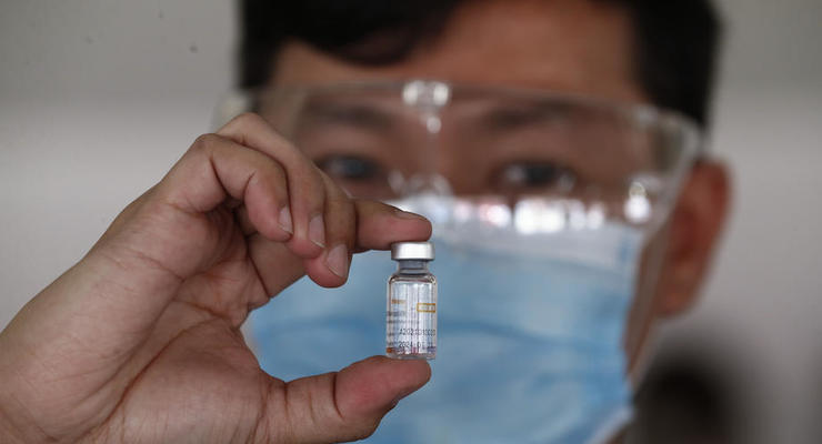 Украина намерена оштрафовать поставщика китайской вакцины