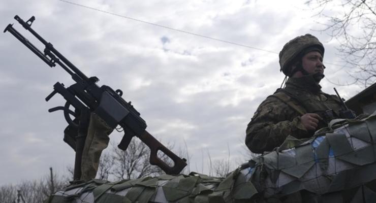На Донбассе семь обстрелов, есть раненый