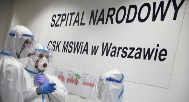 В Польше заявили о "черном" сценарии пандемии