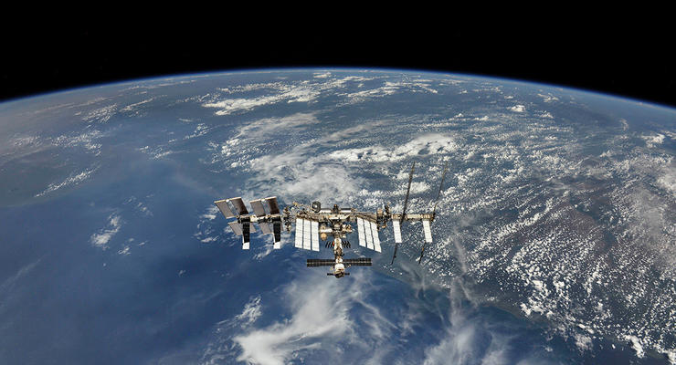 Астронавты NASA завершили монтажные работы в открытом космосе