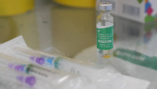 В Украине снизились темпы вакцинации от COVID