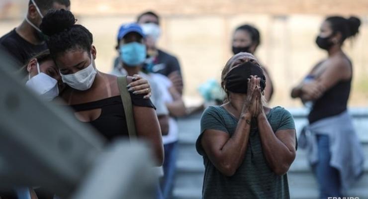 С начала эпидемии в Бразилии уволят уже третьего главу Минздрава