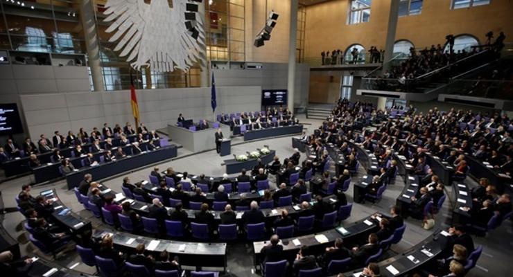 В Германии депутатов массово уличают в получении взяток от Баку