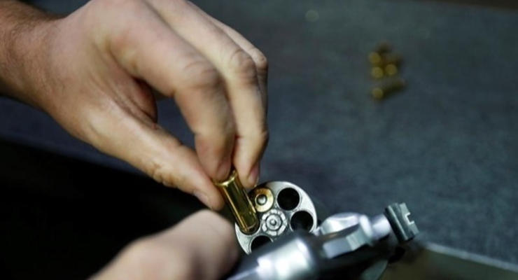 В Украине возобновят выдачу оружия