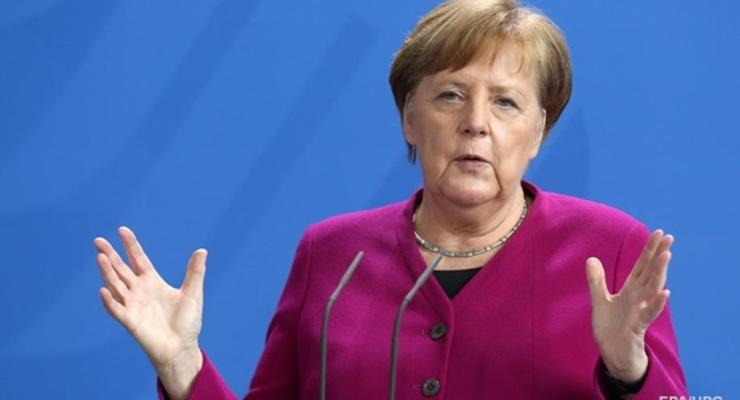 Меркель выступила за продление локдауна в Германии