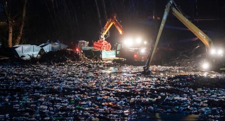 Венгрия заявила, что Украина загрязняет Тису мусором