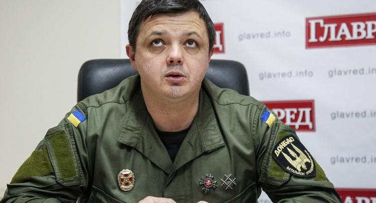 Семенченко в СБУ: Не собираюсь "заворачиваться в пледик"