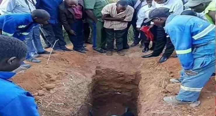 Чуда не случилось: в Замбии знахаря похоронили заживо