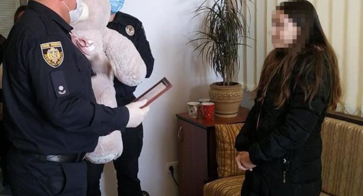 Во Львове 11-летняя девочка помогла задержать грабителя