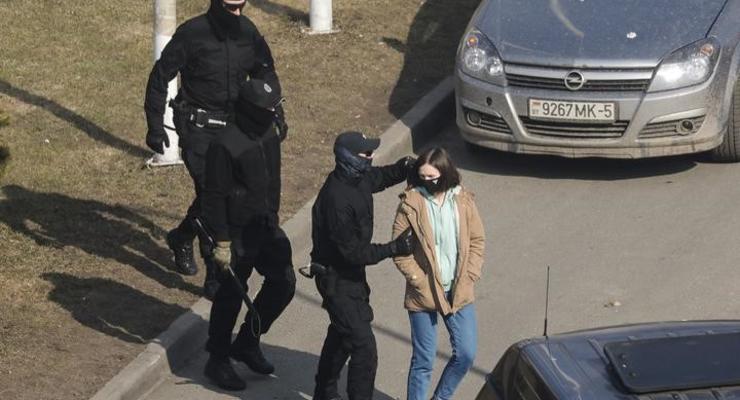 На первых в этом году протестах в Беларуси задержаны сотни человек