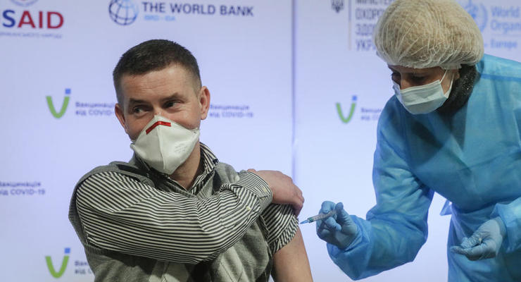 В Украине за день только 1,5 тыс человек сделали прививки от COVID