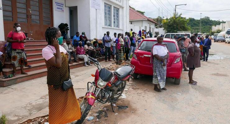 В Мозамбике при нападении боевиков погибло несколько десятков человек