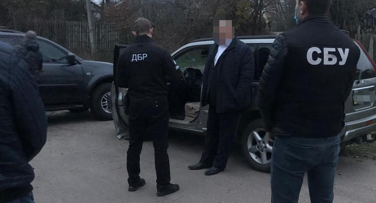 В Черниговской области мэр города идёт под суд за взятку