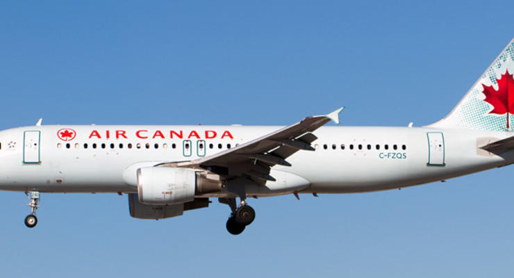 Канада предупредила авиакомпании об опасности полетов над Украиной