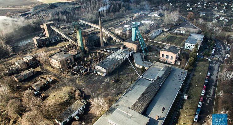 В Нововолынске в шахте оборвался лифт: Пострадали девять человек