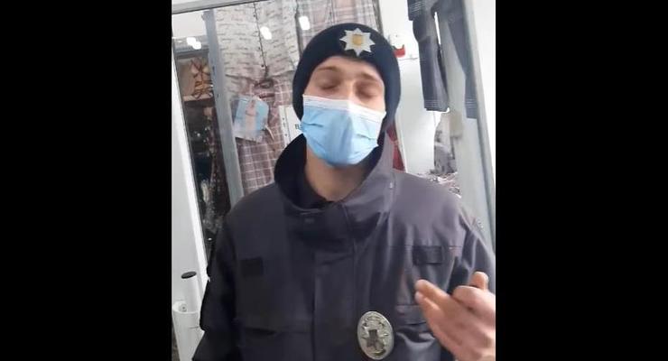 В Черновцах владелица выгнала полицию из магазина