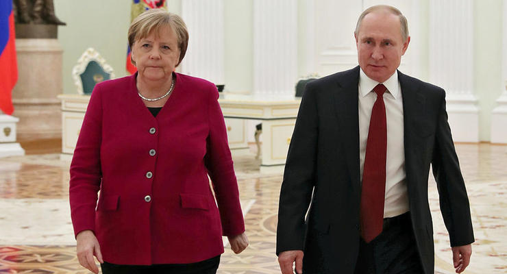 Меркель выдвинула требование Путину из-за армии у границ с Украиной