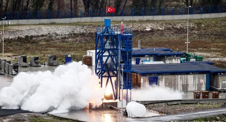 Турция успешно испытала двигатель ракеты для миссии на Луну