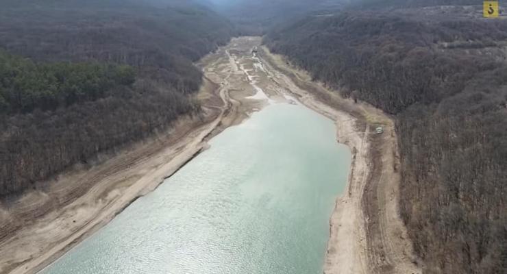Засуха в Крыму: Обмелело еще одно крупное водохранилище