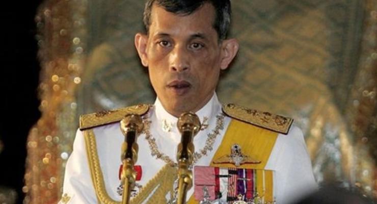 Король Таиланда помиловал всех заключенных украинцев