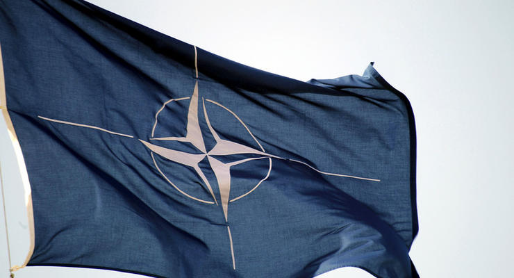 Членство в НАТО поддержали 43% украинцев - опрос