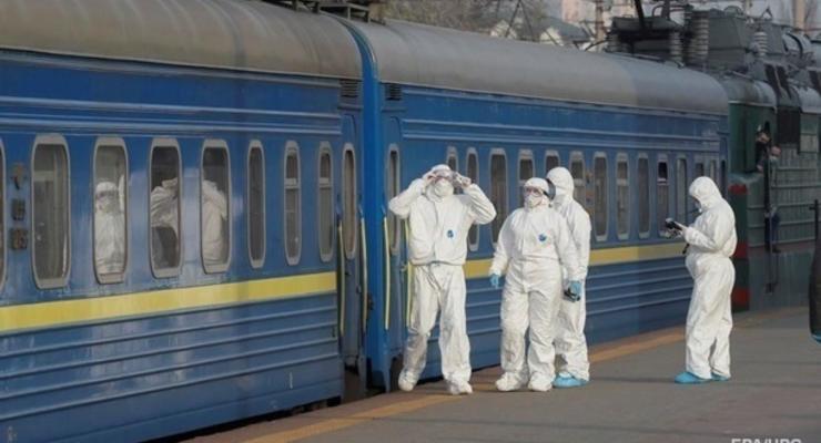 Укрзализныця восстановила курсирование поездов на Буковину