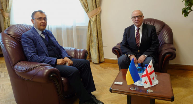 В Украину вернулся посол Грузии - МИД