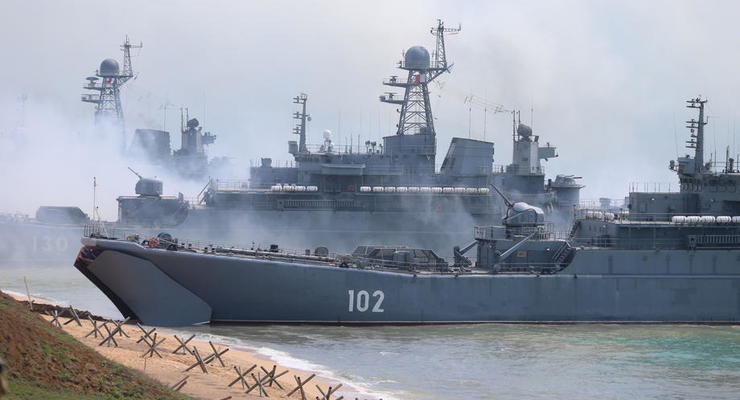 Сегодня Россия закроет до осени часть Черного моря
