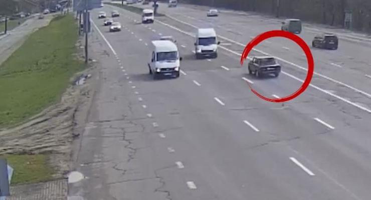 В Киеве водитель потерял сознание и совершил ДТП