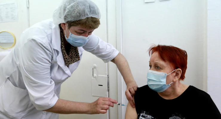 В Украине выросли темпы COVID-вакцинации: Более 70 тыс привитых