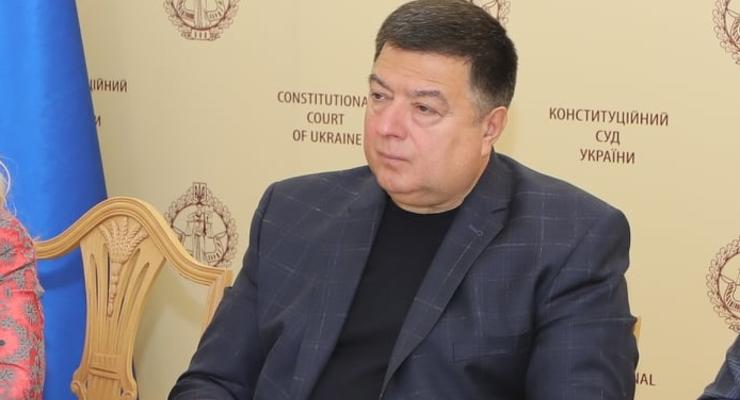 Уволенный глава КСУ Тупицкий продолжает получать судейскую зарплату