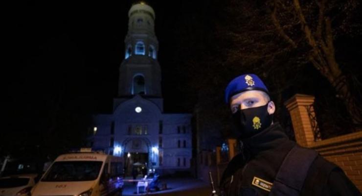 Пасхальная ночь в Украине прошла без нарушений, - МВД