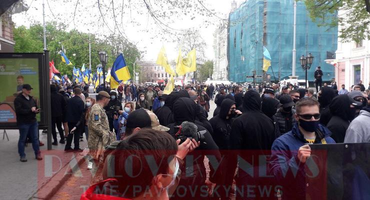 В Одессе проходит "Марш защитников"
