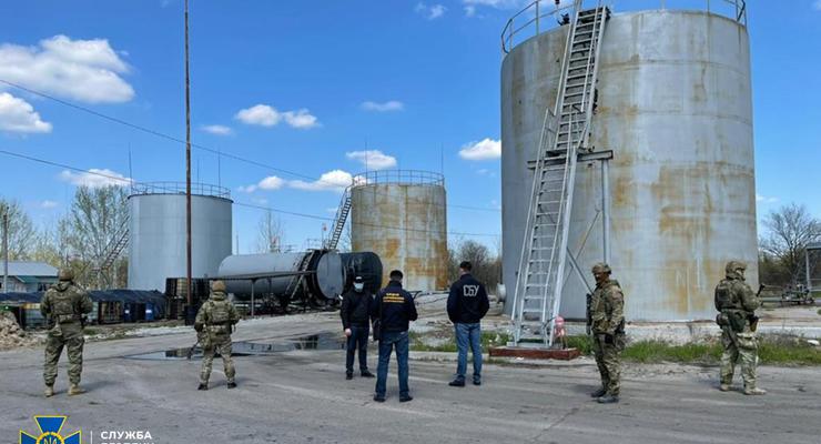 СБУ обнаружила нелегальный нефтеперерабатывающий завод