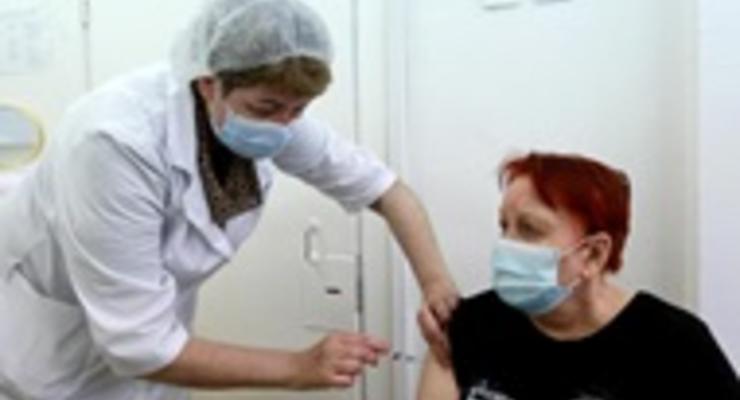 В Украине двумя дозами вакцинировано 428 человек