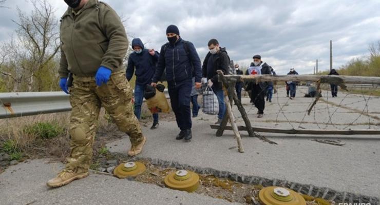 Обмен пленными на Донбассе: Киеву передали списки