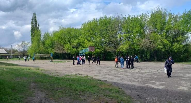 В Луганской области ученик ударил семиклассника ножом
