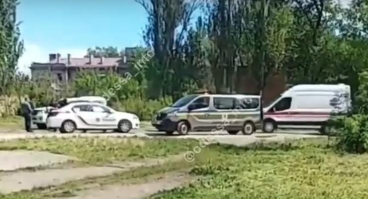 В Одессе расстреляли автомобиль, в городе введен план "Перехват"