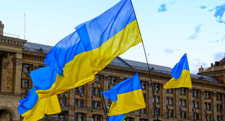"Ласковая украинизация": Кабмин одобрил программу по украинскому языку