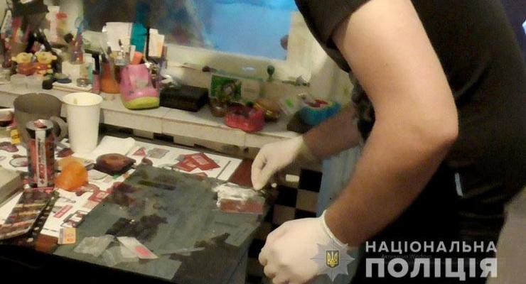 В Киеве на Троещине ликвидировали два наркопритона