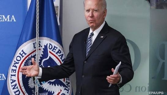 Более 60% взрослого населения США получили COVID-прививки - Байден