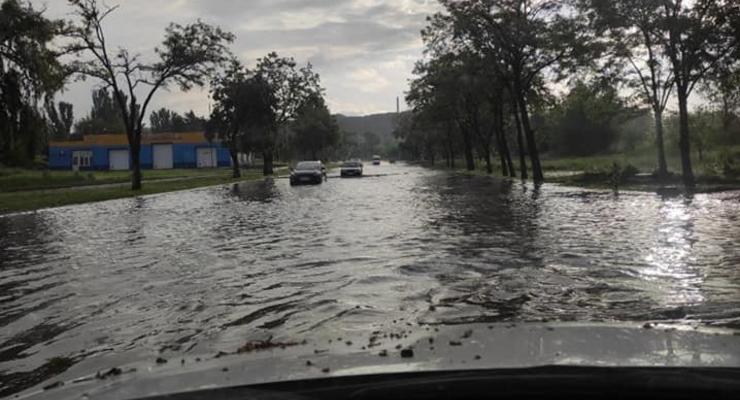 Всю ночь шел дождь: Мариуполь затопило