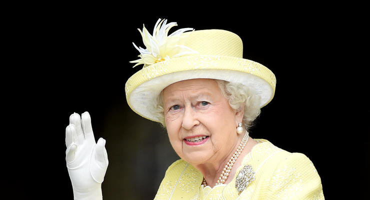 Зеленский поздравил королеву Великобритании с важным праздником