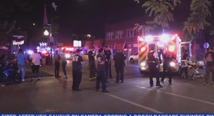 В Чикаго два человека расстреляли группу людей, десять жертв