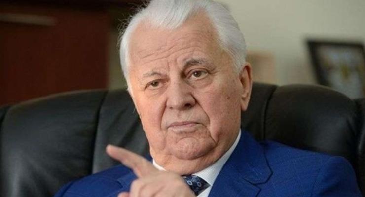 Кравчук призвал внести существенные изменения в минские договоренности