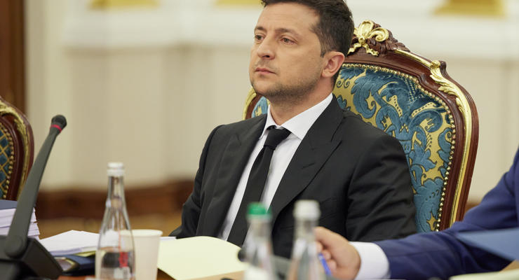 Зеленский объявил о санкциях против главы "Ростеха"
