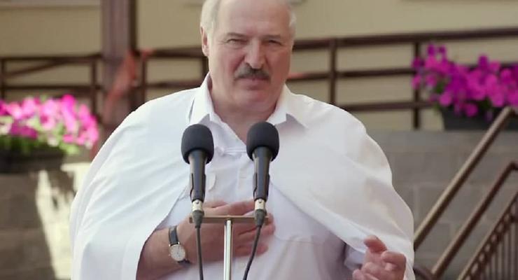 Беларусь не будет принимать самолеты из Украины, – Лукашенко