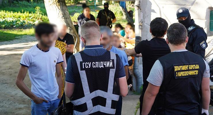 На Львовщине задержали 16 участников наркогруппировки
