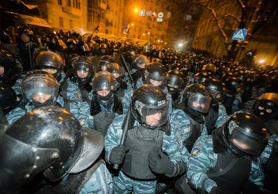 Еще четырех беркутовцев отдали под суд за разгон Майдана